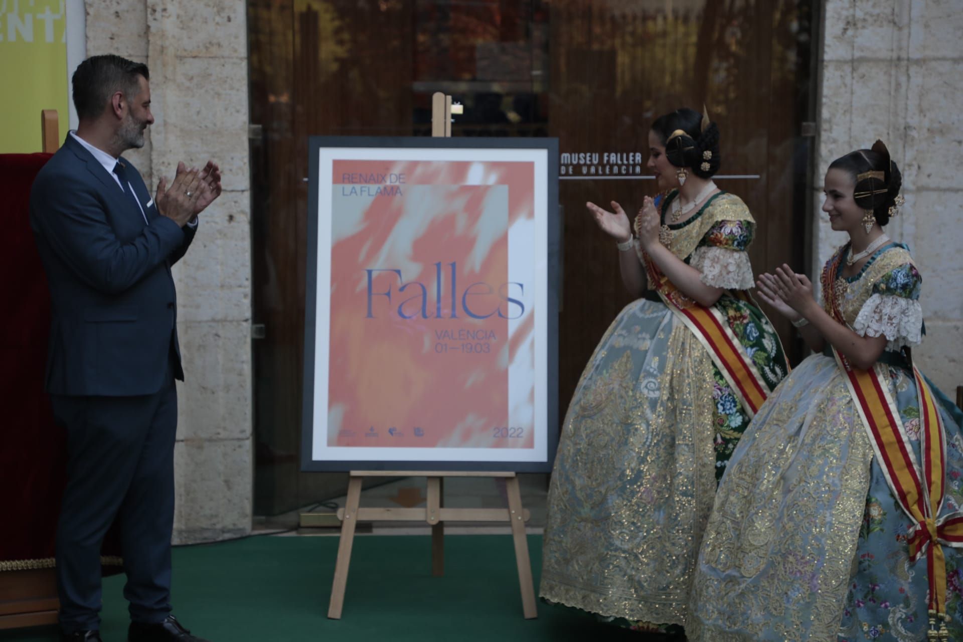 Así ha sido la entrega de los ninots indultats y el retrato de la fallera mayor al Museu Faller