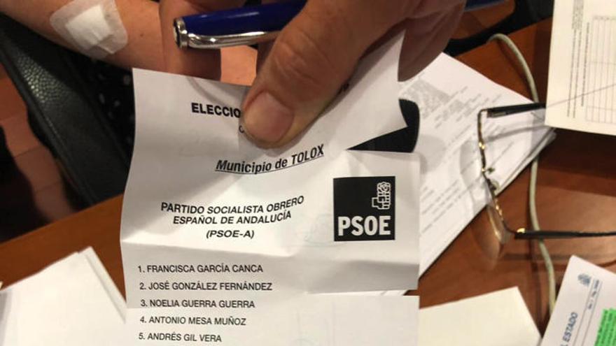 Imagen de la papeleta con los cortes declarada nula.