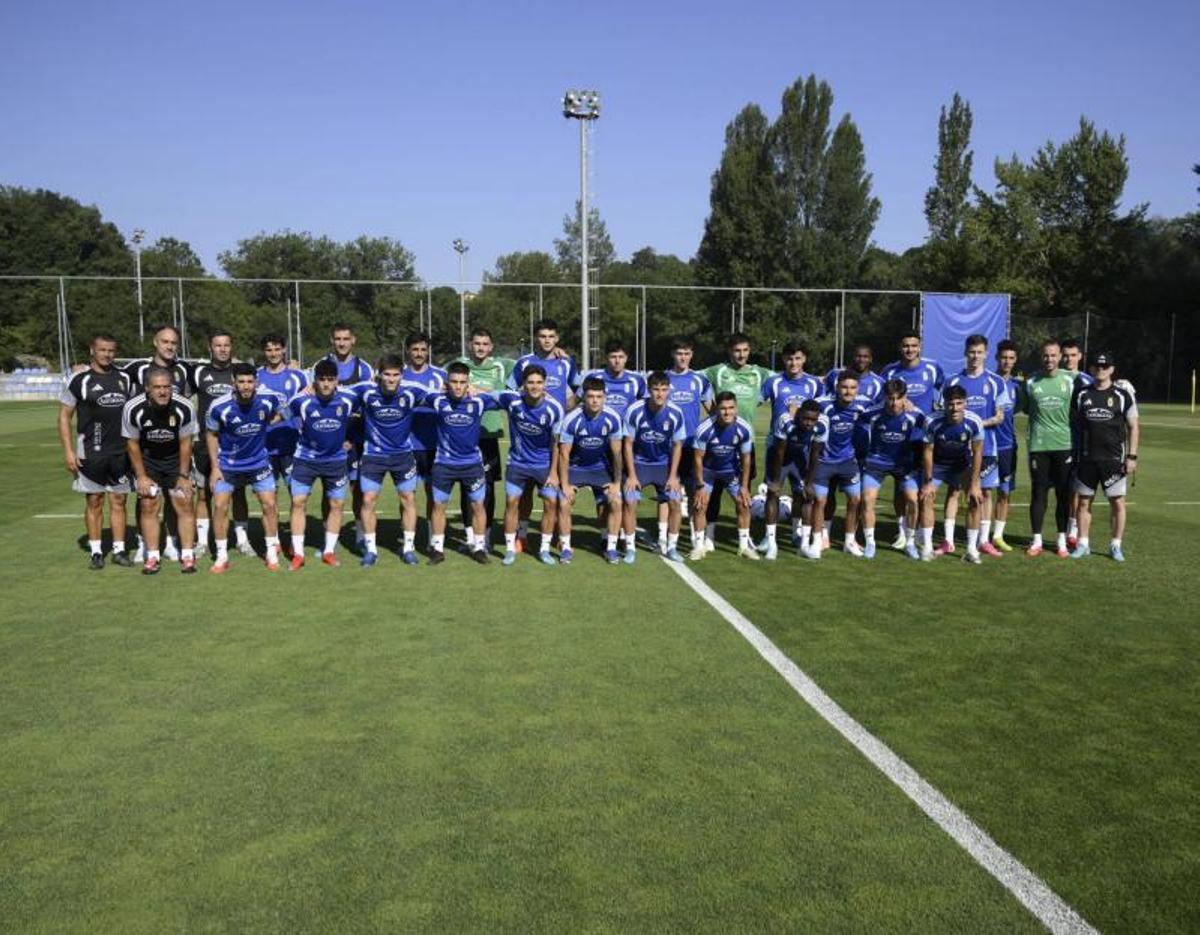 EN IMÁGENES: Así fue el primer entrenamiento de la temporada 26-27 para el Real Oviedo