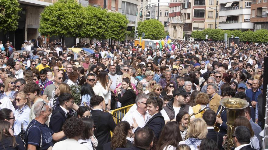 Fallas y Semana Santa estimulan cada vez más el turismo en la costa y Alzira