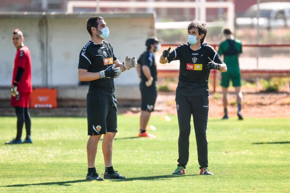 El Elche ya se entrena en grupo