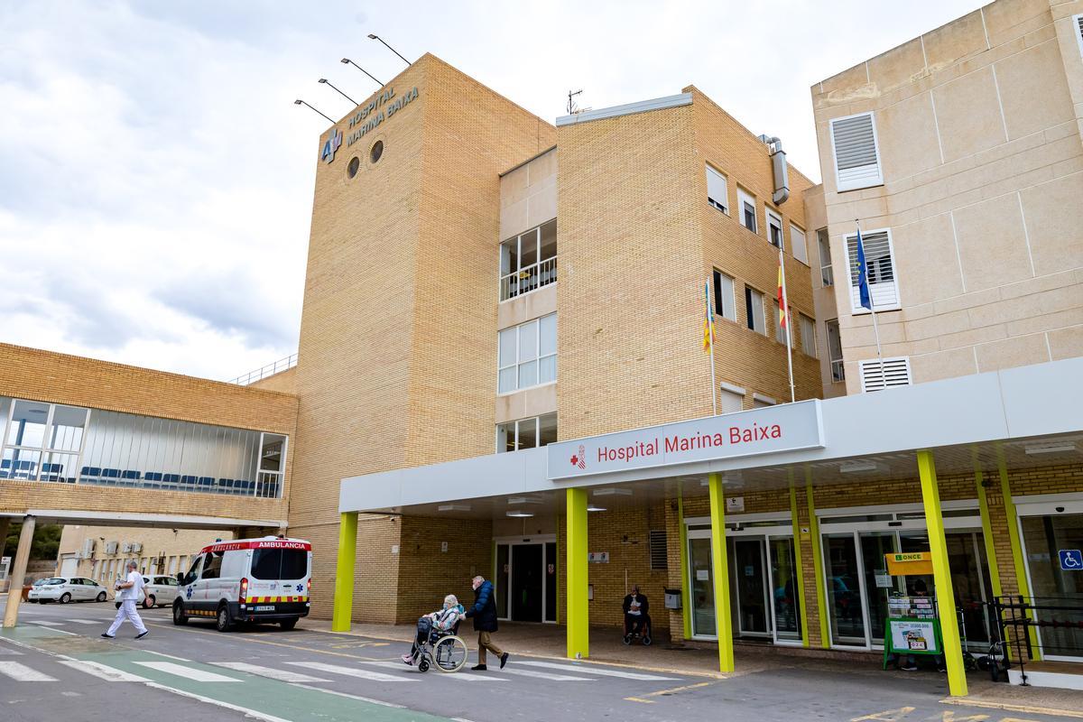 Fachada principal del Hospital Comarcal de la Marina Baixa, que se ubica en término de La Vila.