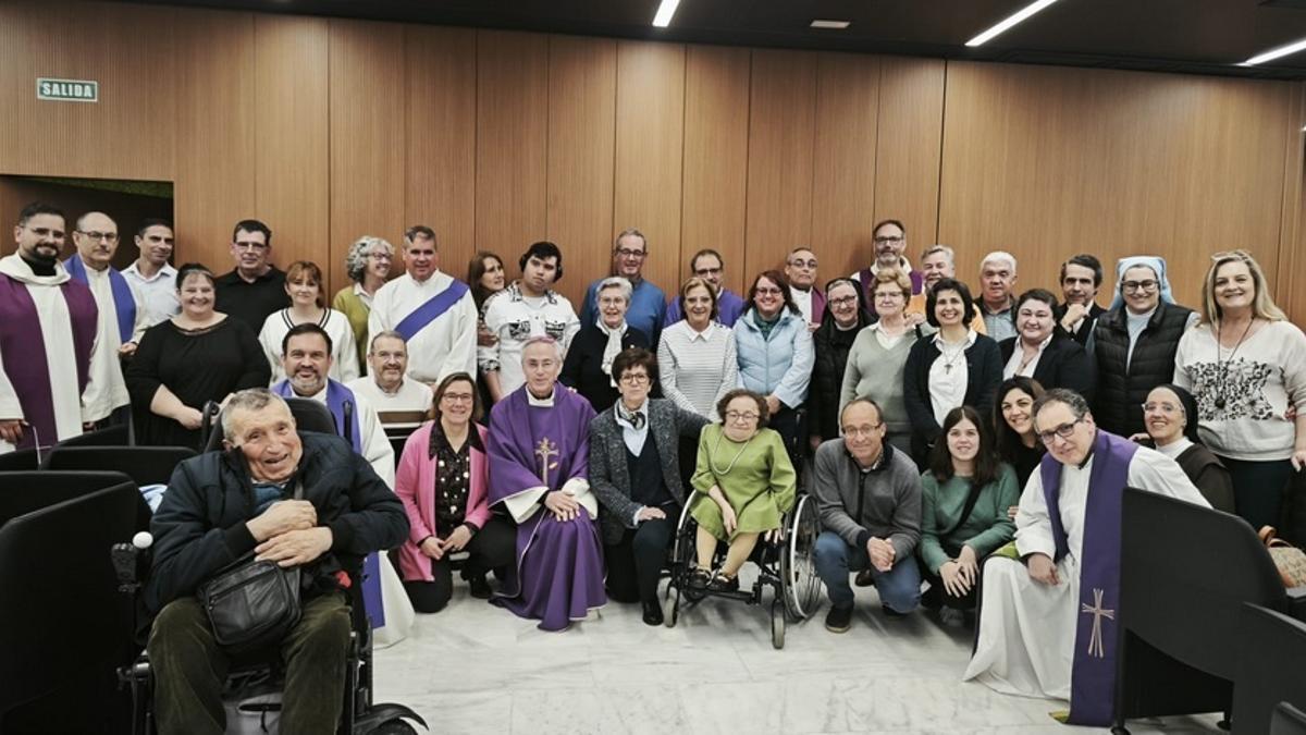 Obispos españoles defienden la "dignidad" de todas las personas tras las palabras de Reig Pla sobre la discapacidad