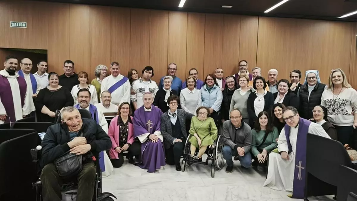 La Conferencia Episcopal desautoriza a Reig Pla: "Es nuestra tarea dar voz a quienes son discriminados por su discapacidad"