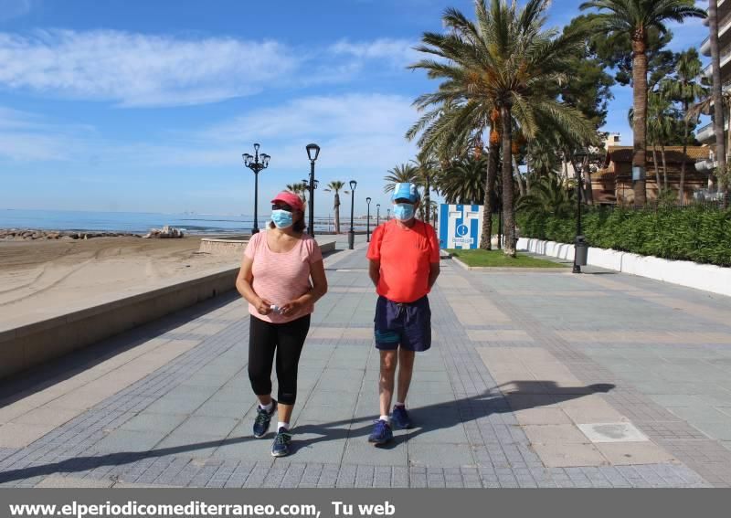 Castellón sale a pasear y practicar deporte