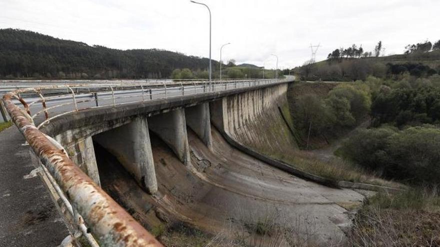 El «interés general» impide a Pontevedra cortar el envío de agua a otros municipios