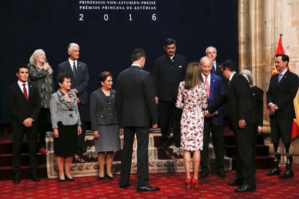 Audiencia de los Reyes con los galardonados con los premios "Princesa de Asturias 2016"