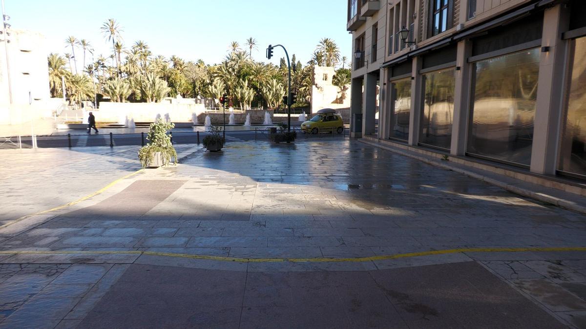 Otra sección de la plaza del Congreso Eucarístico que también será remodelada