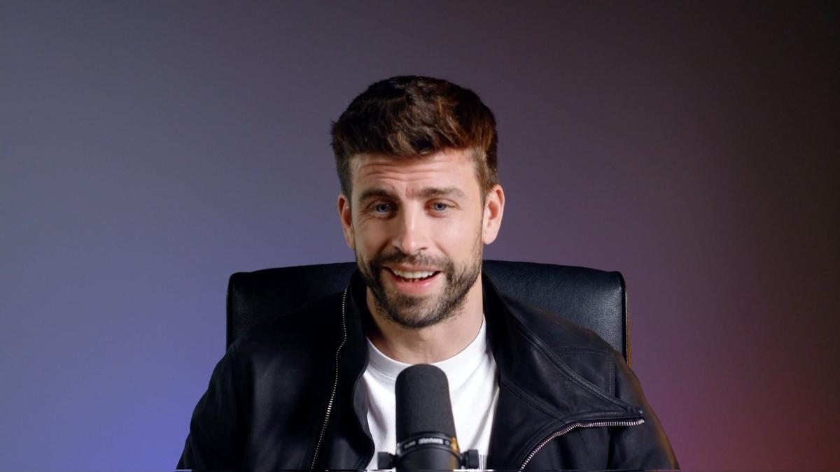 Gerard Piqué se engancha con Juanma Castaño en su directo: A veces parece que vivas en otro mundo