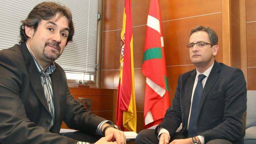 Basagoiti y Urizar acuerdan abrir un &#039;cauce estable&#039; de comunicación