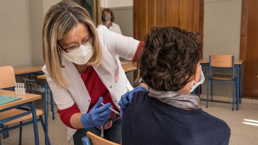 Extremadura ya tiene listo el dispositivo para reanudar este miércoles la vacunación pediátrica