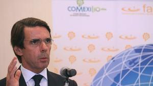 El expresidente del Gobierno español, Jose María Aznar, durante una rueda de prensa en México.