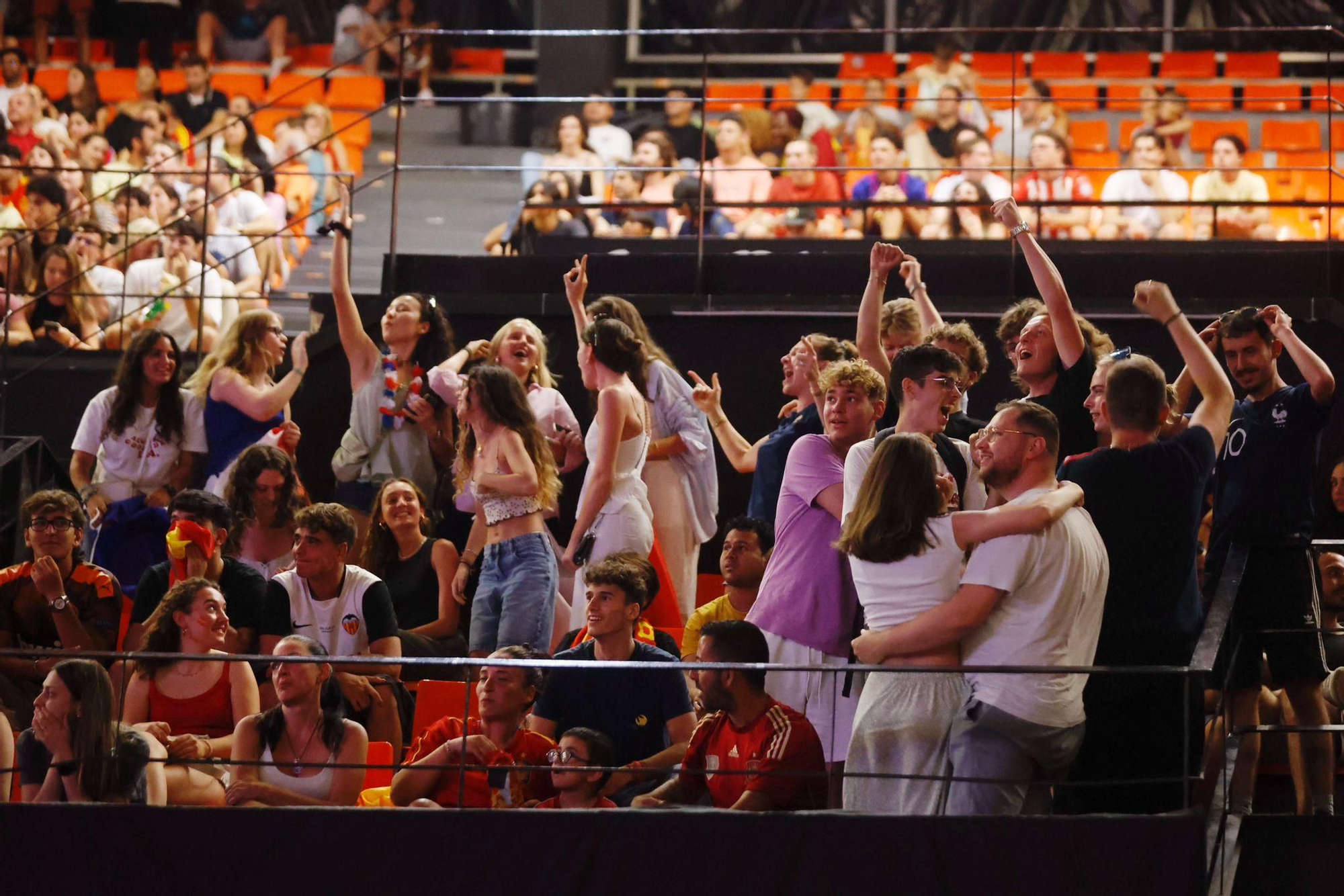 La Fonteta acoge con pantallas gigantes la semifinal de España en la Eurocopa