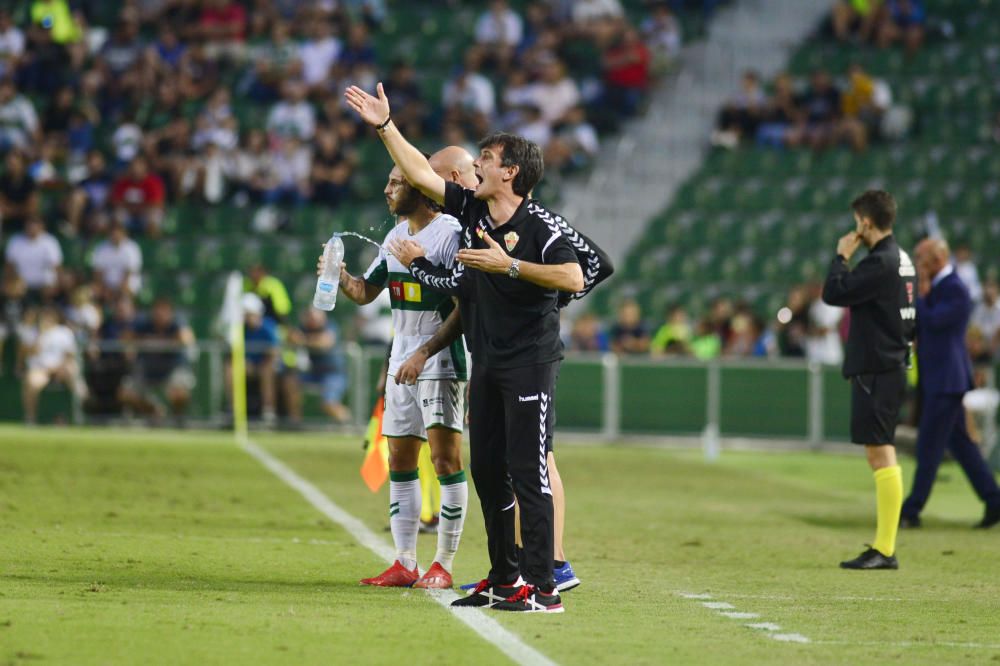 Elche y Rayo empatan en un gran partido