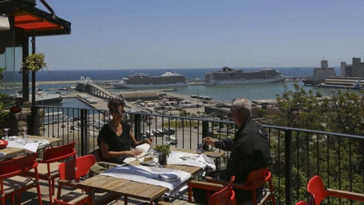 La terraza del restaurante Martínez.