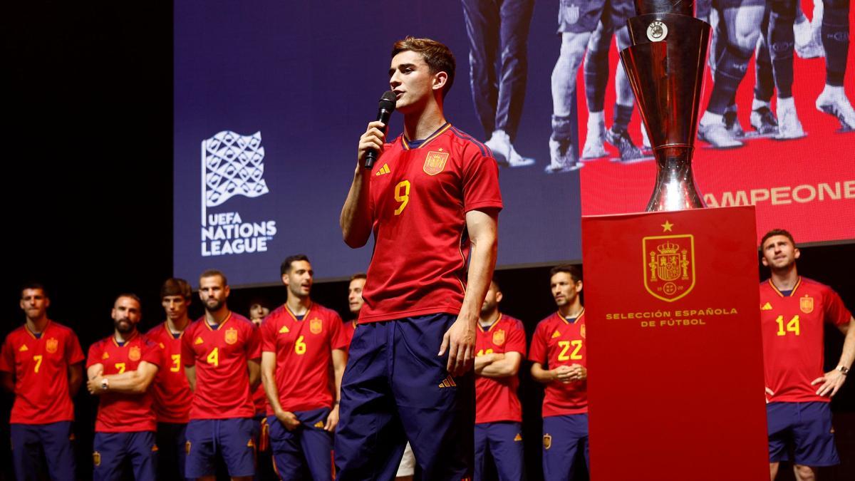 Gavi, en la celebración de la Nations League