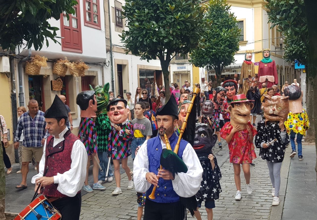 Lunes de Portal y Concurso de Sidra Natural de Villaviciosa: así vive la capital del concejo sus fiestas