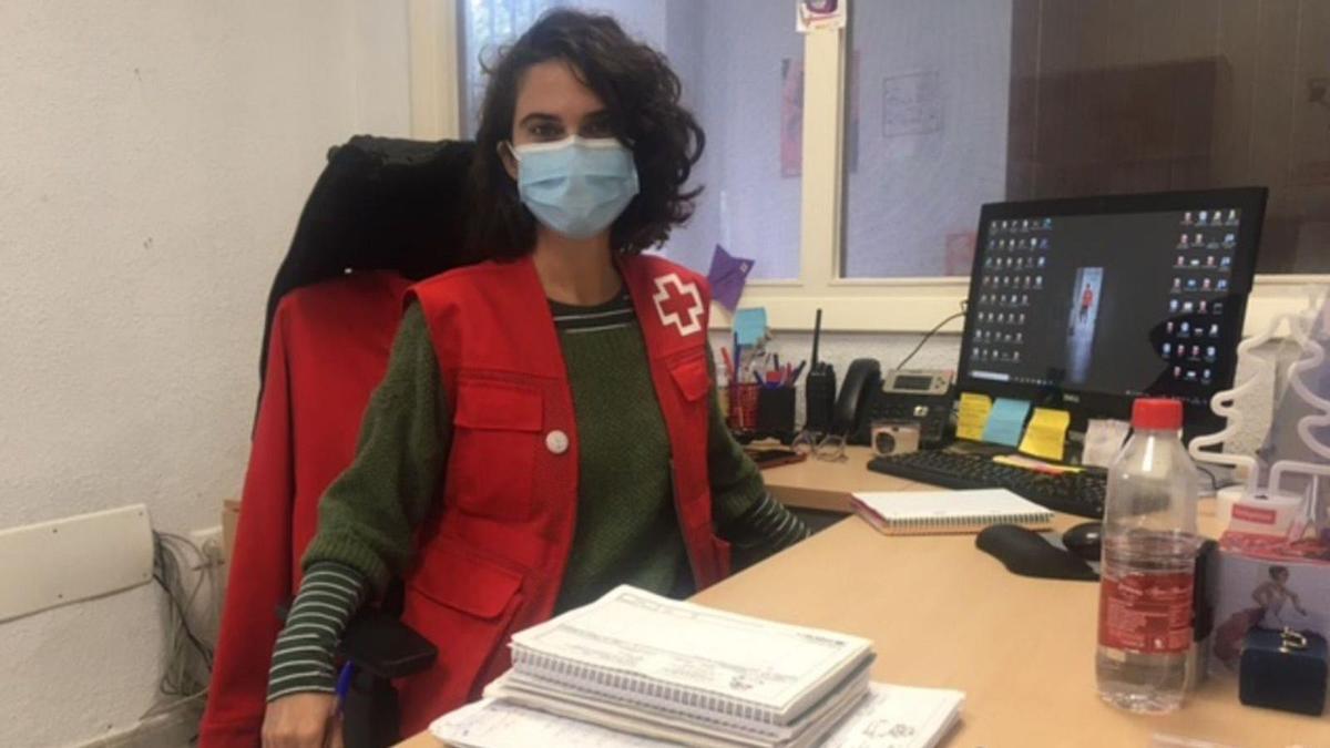 Amanda Gutiérrez, en su despacho en el Centro de Atención a las Personas Sin Hogar. | L. O.
