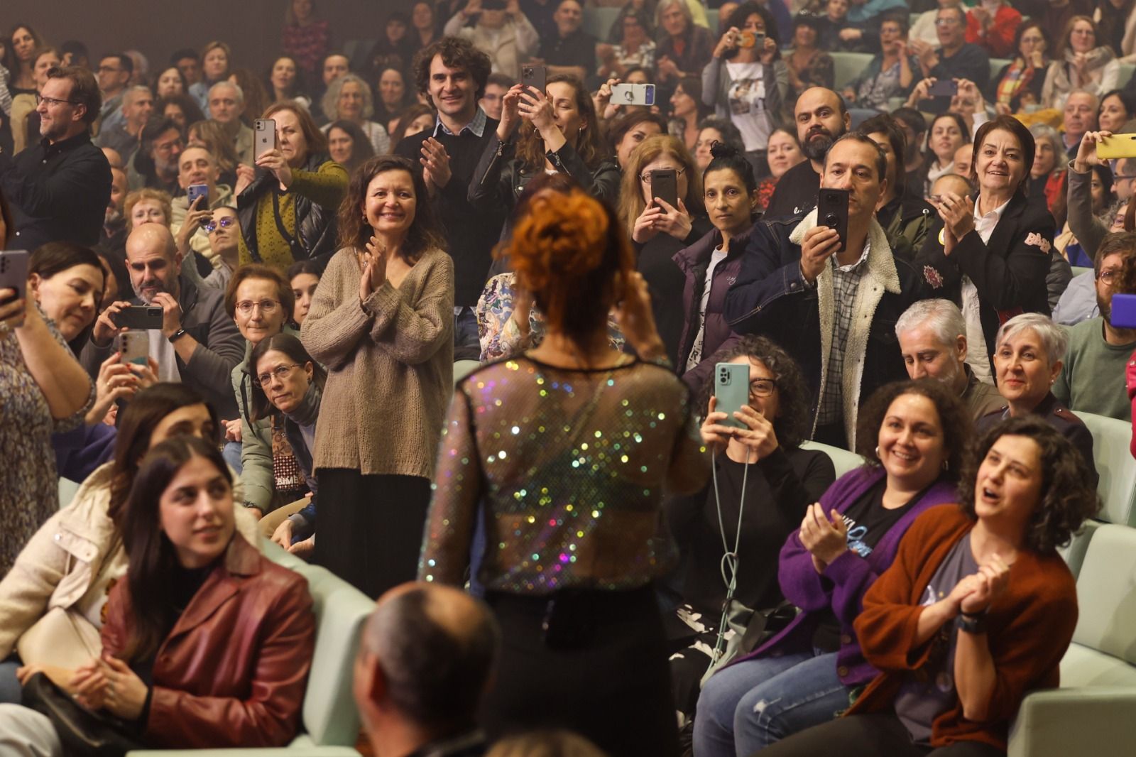 La música de ZAZ encandila a Vigo