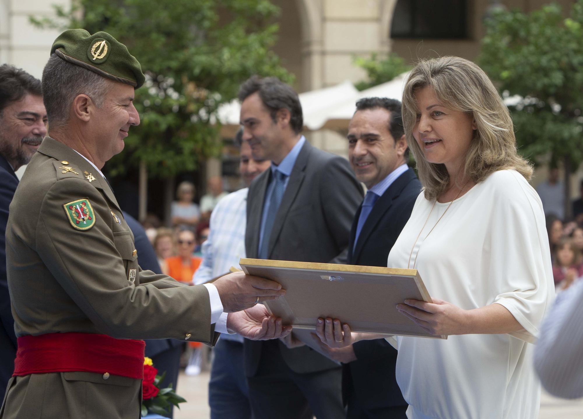 Actos de celebración del Patrón de la Policía Nacional en Alicante.