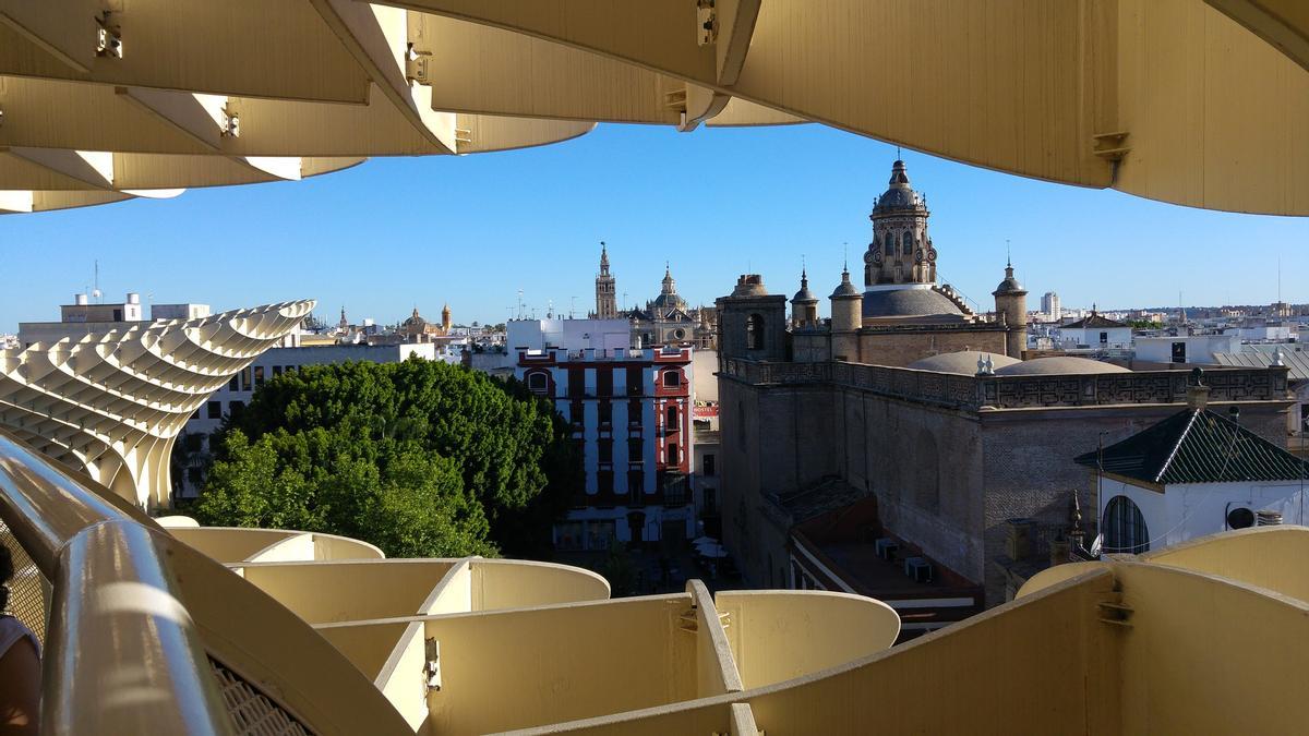 Vistas desde la pasarela de las Setas de Sevilla.