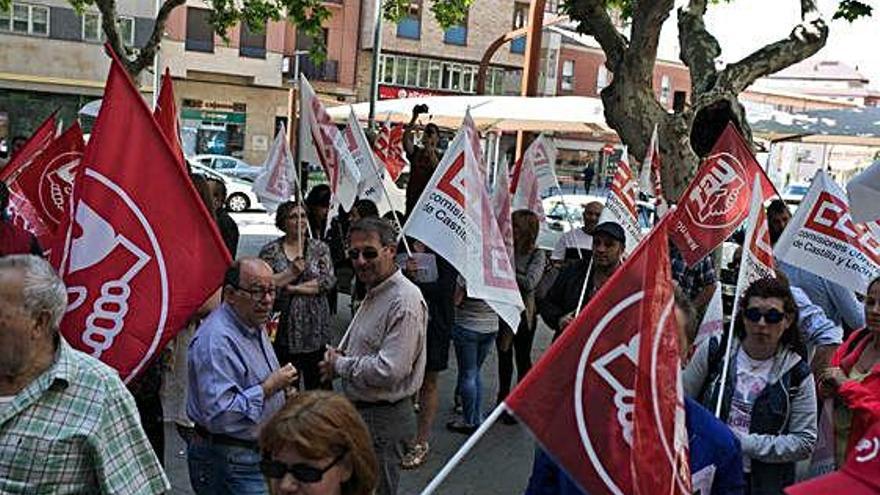 Concentración sindical para exigir mejores condiciones laboral.