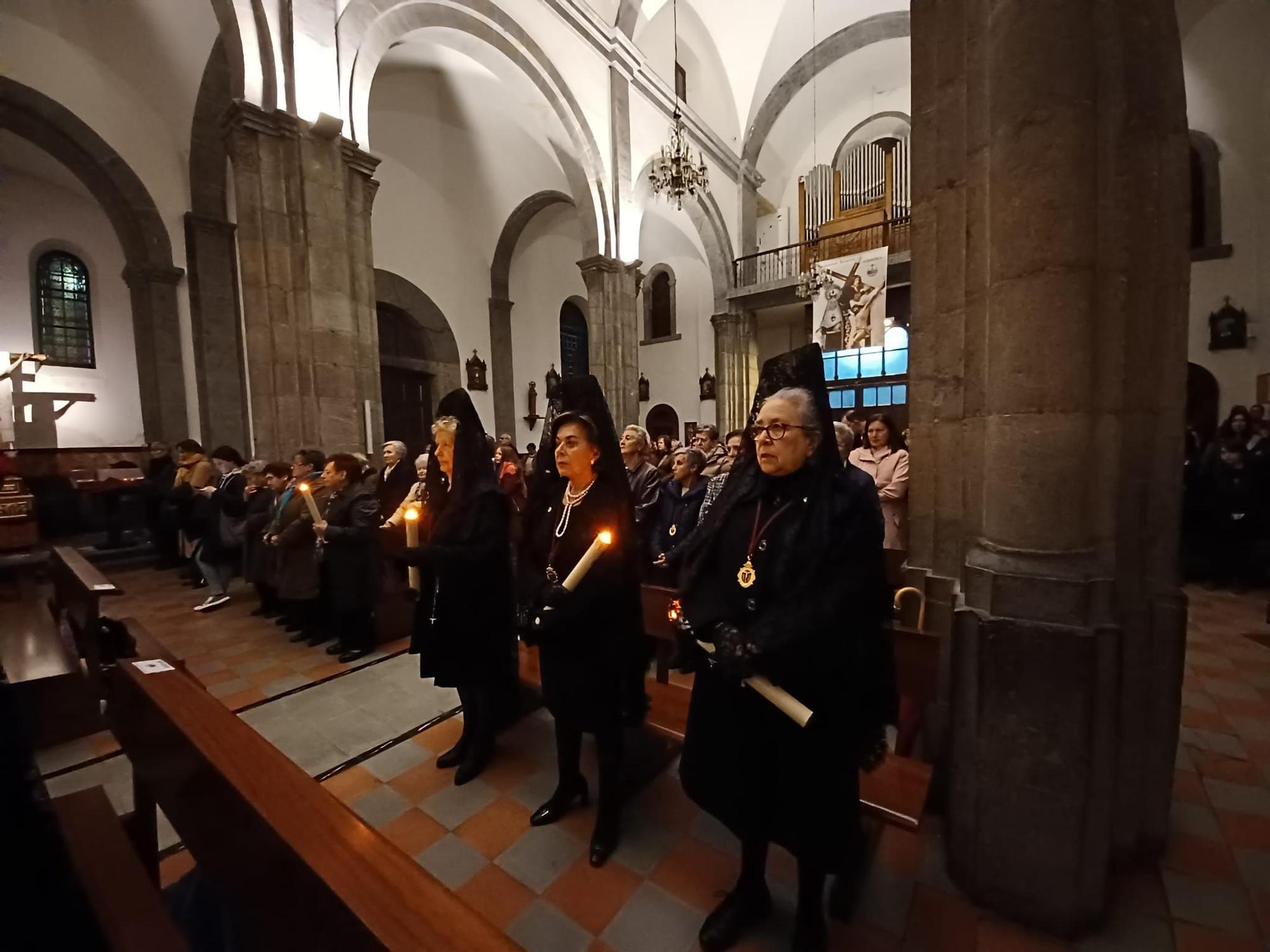 Semana Santa en Grado: el vía crucis, a cubierto