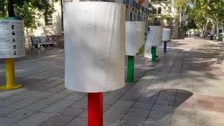Vandalizan una exposición de banderas LGTBIQA+ en Xàtiva