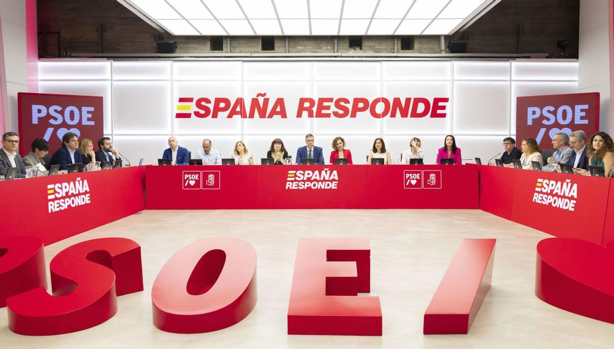 Sánchez aparta els més pròxims a Cerdán i comunica noves sortides