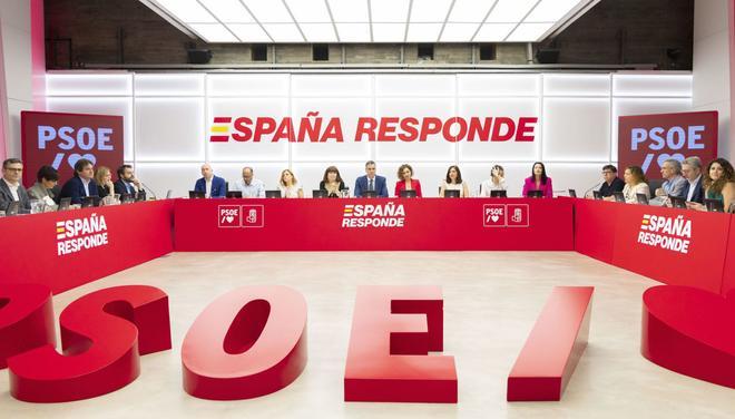Sánchez aparta els més pròxims a Cerdán i comunica noves sortides
