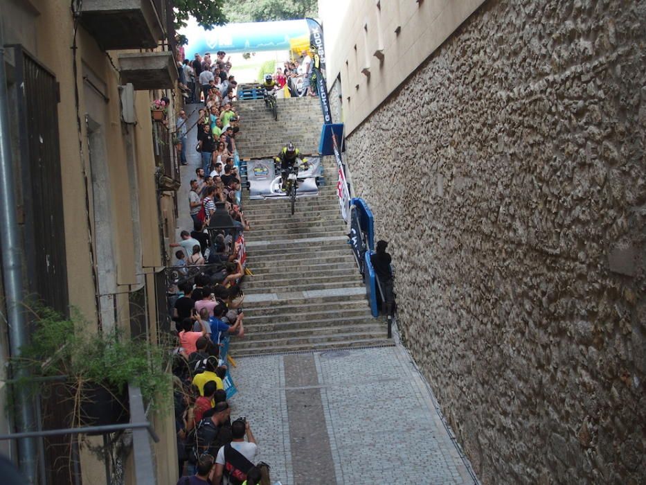 Un moment de l''Urban Downhill Show a la Pujada Sant Domènec