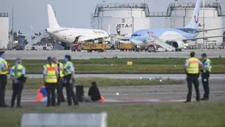 Activistas climáticos irrumpen en los aeropuertos alemanes de Berlín, Colonia/Bonn, Stuttgart y Núremberg