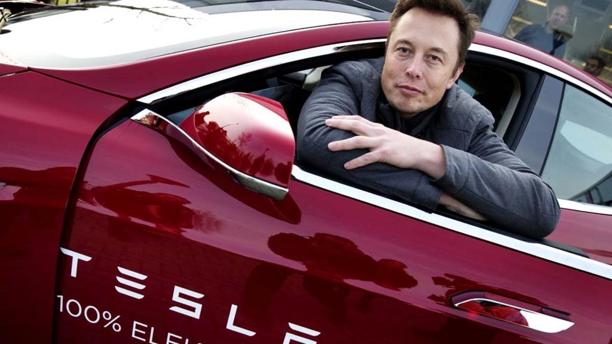 Elon Musk quiere su empresa para él.