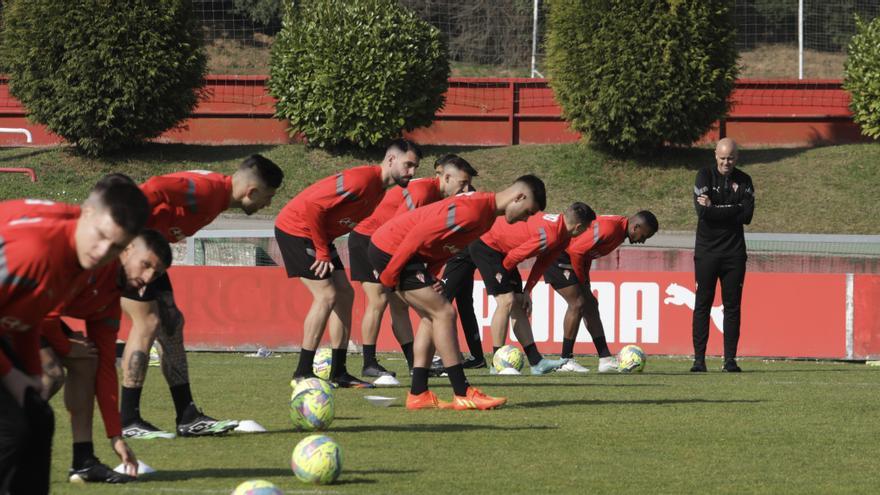 El Sporting se entrena en Mareo a la espera de iniciar viaje a Andorra