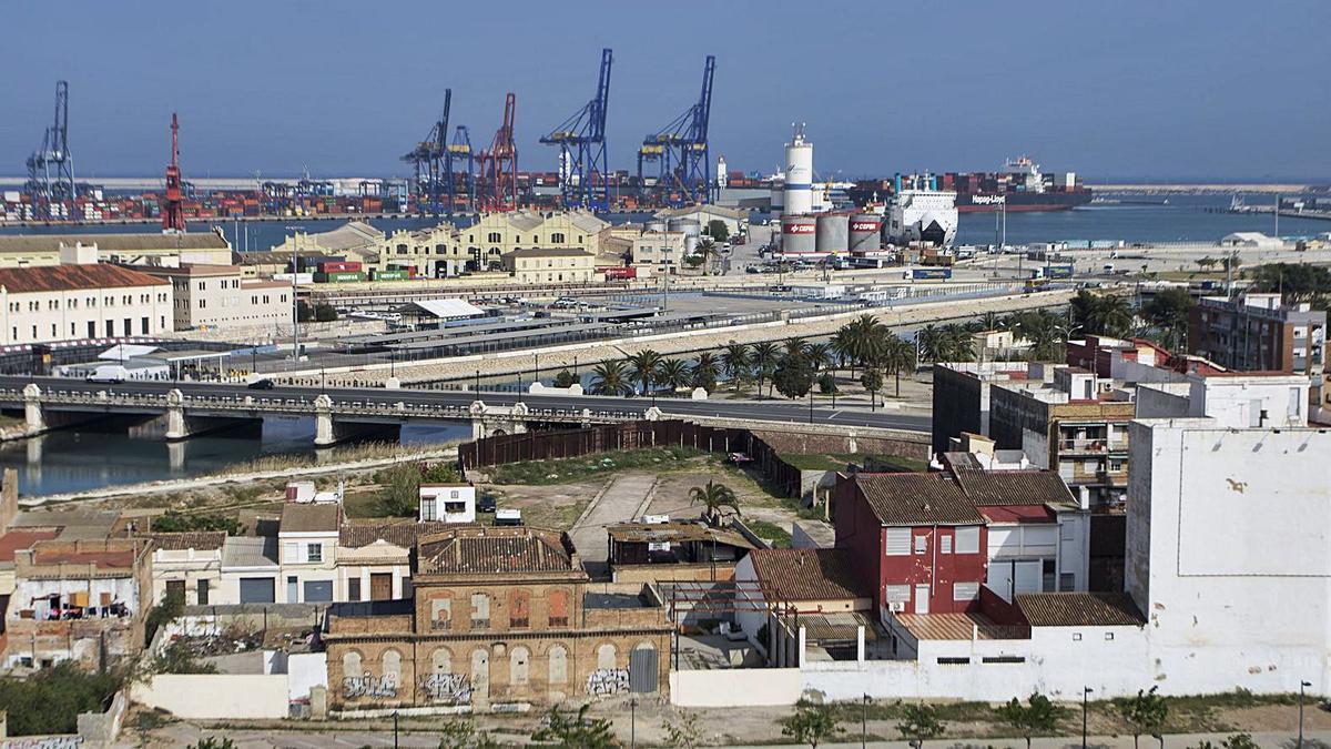 Zonas verdes y una rotonda darán acceso a la estación marítima