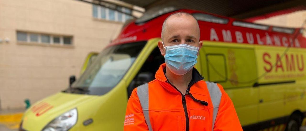 Javier, médico del SAMU en Castelló: "Los avisos por agresiones y alcohol se duplican en Magdalena"