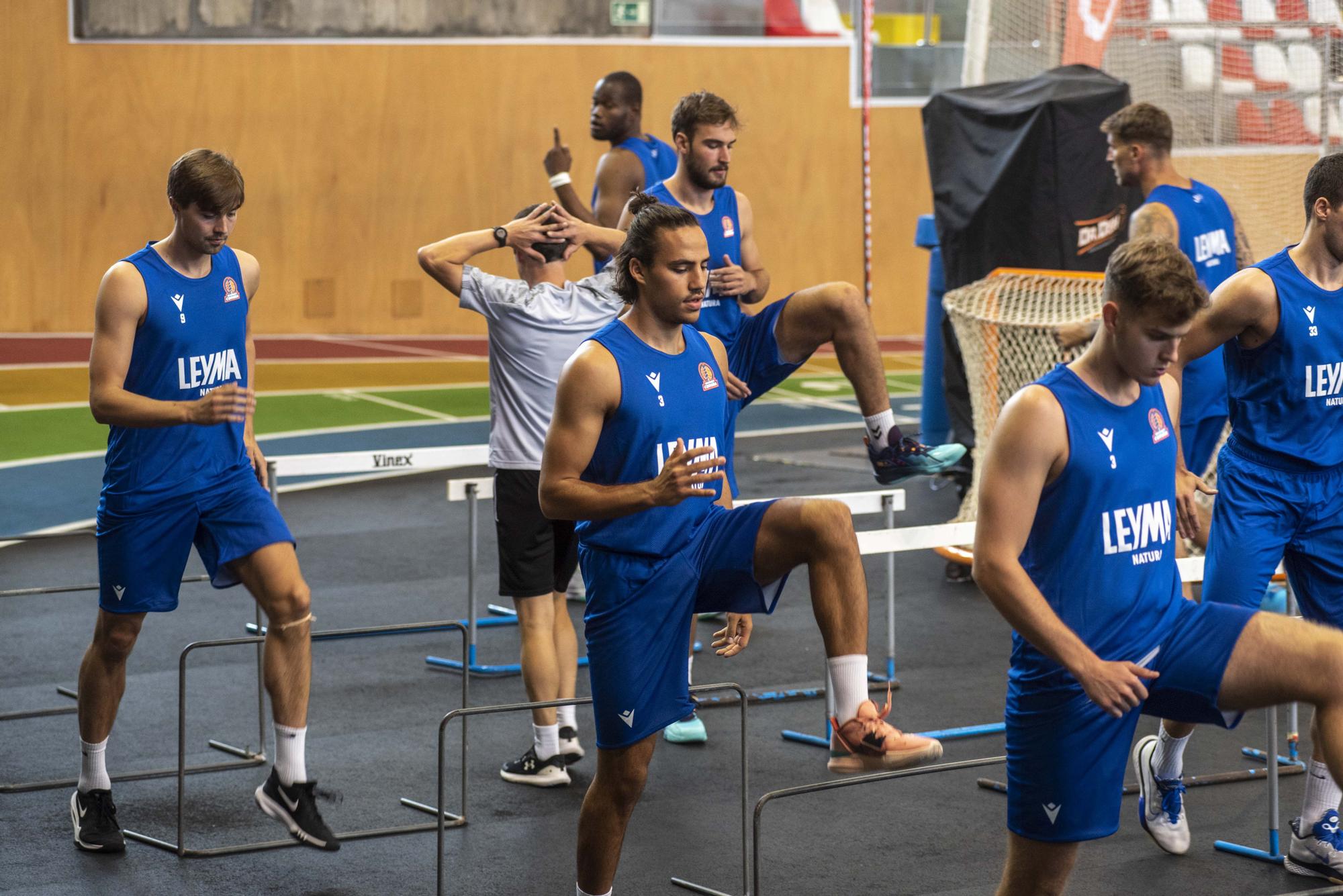 El Leyma Básquet Coruña vuelve a los entrenamientos en el Palacio de los Deportes