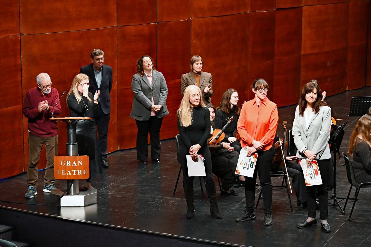 Entrega de premios del concurso de composición femenina.