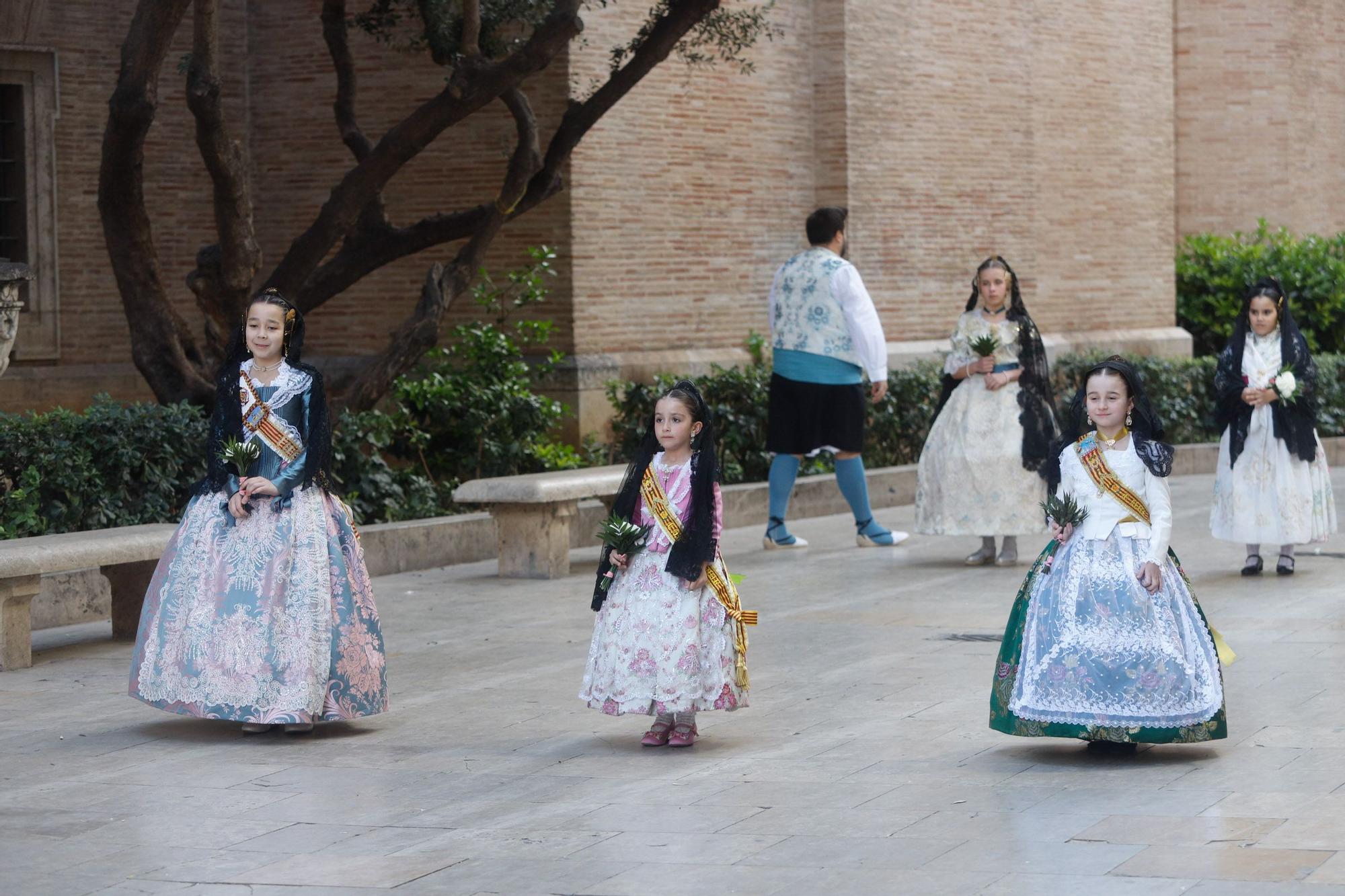 Búscate en el segundo día de la Ofrenda en la calle San Vicente entre las 17 y las 18 horas