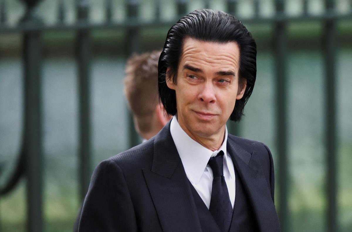 Nick Cave llega para asistir a la ceremonia de coronación del rey Carlos y la reina Camila de Gran Bretaña en la Abadía de Westminster, en Londres, Gran Bretaña, el 6 de mayo de 2023. REUTERS/Henry Nicholls