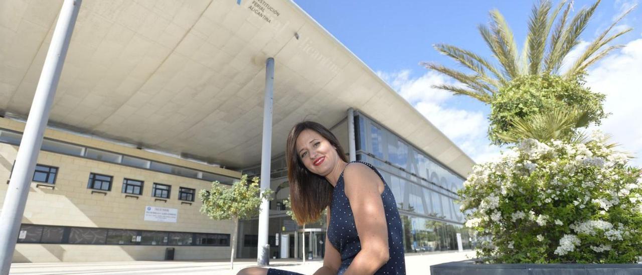 Esther Guilabert en las instalaciones de IFA, donde ejerce como directora general. | INFORMACIÓN