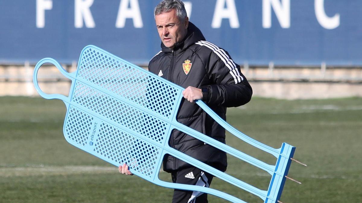 Fran Escribá, durante un entrenamiento del Real Zaragoza.