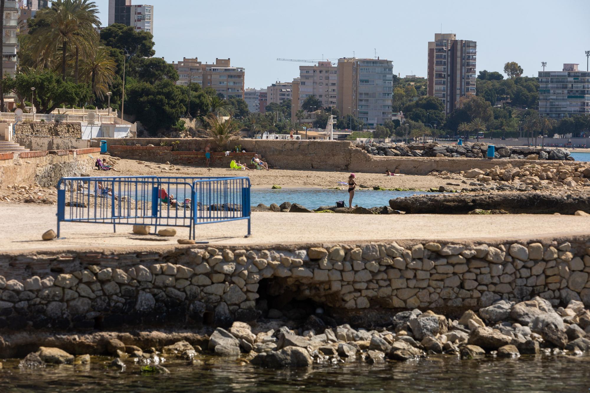 Los vecinos reclaman el mantenimiento de los espigones de las calas de la Albufereta