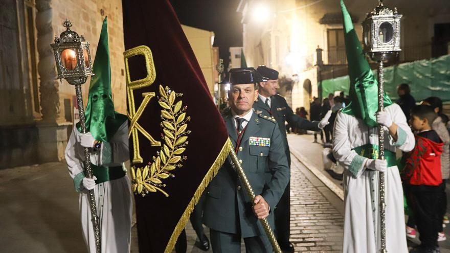 Más de 80 guardias civiles acompañaron a la Hermandad de El Prendimiento de Orihuela