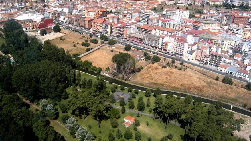 El juez permite al Ayuntamiento de Plasencia pagar las huertas con comodidad