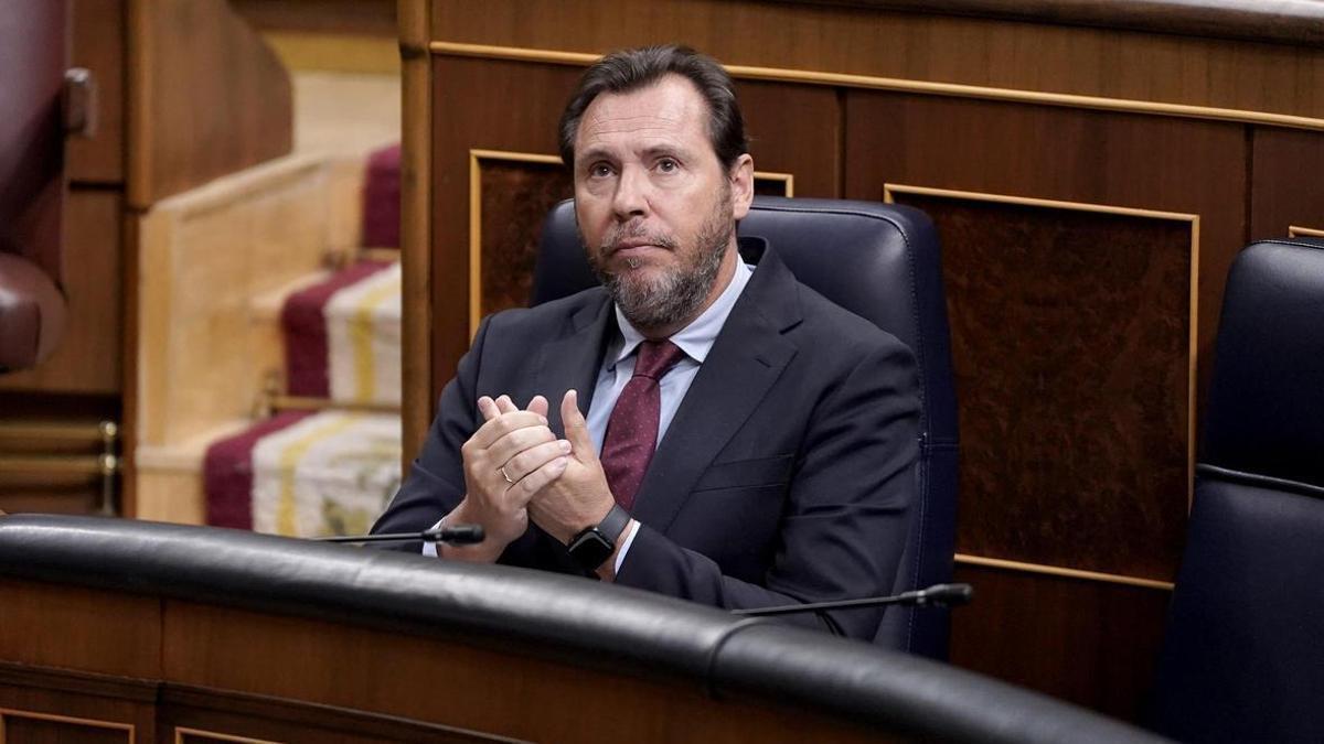 El ministro de Transportes, Óscar Puente, en el Congreso de los Diputados.