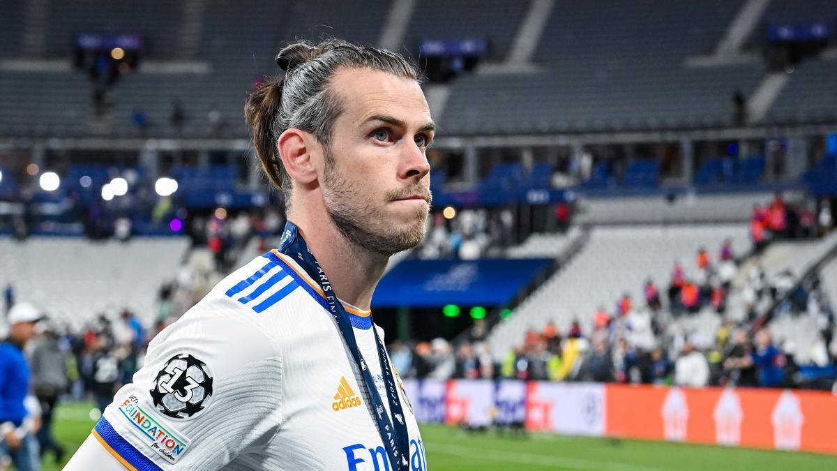 Bale deja el Real Madrid por la puerta de atrás.