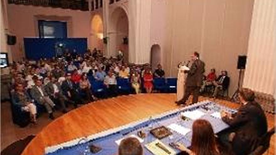 L&#039;acte del Dia del Pacte dels Alcaldes, a la Casa de Cultura de Girona.