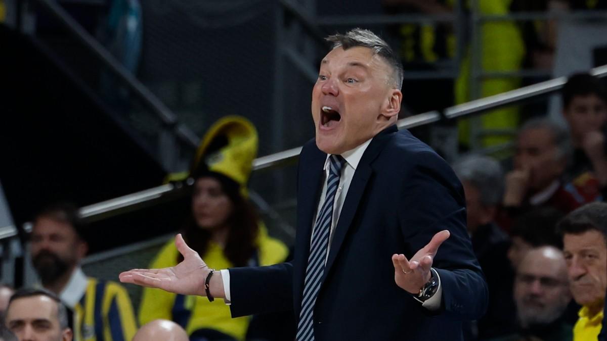 Jasikevicius, entrenador del Fenerbahçe, dejó otro recado al Barça