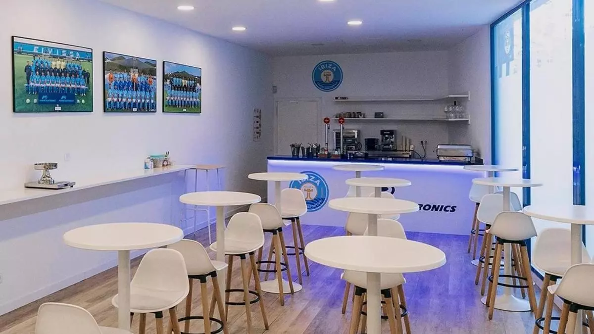 La UD Ibiza lanza los nuevos abonos para empresas